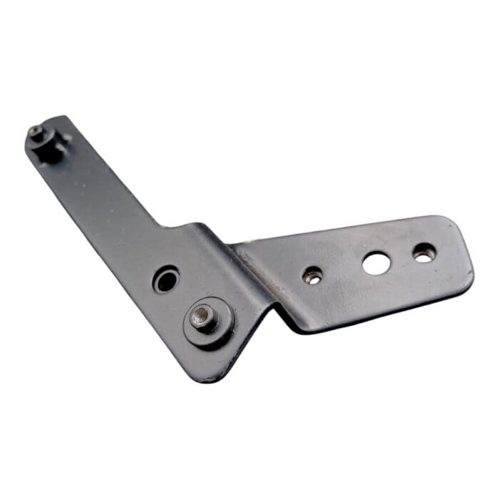 Soporte estructura agarradera Avenger 220 Bajaj Original - Imagen 4