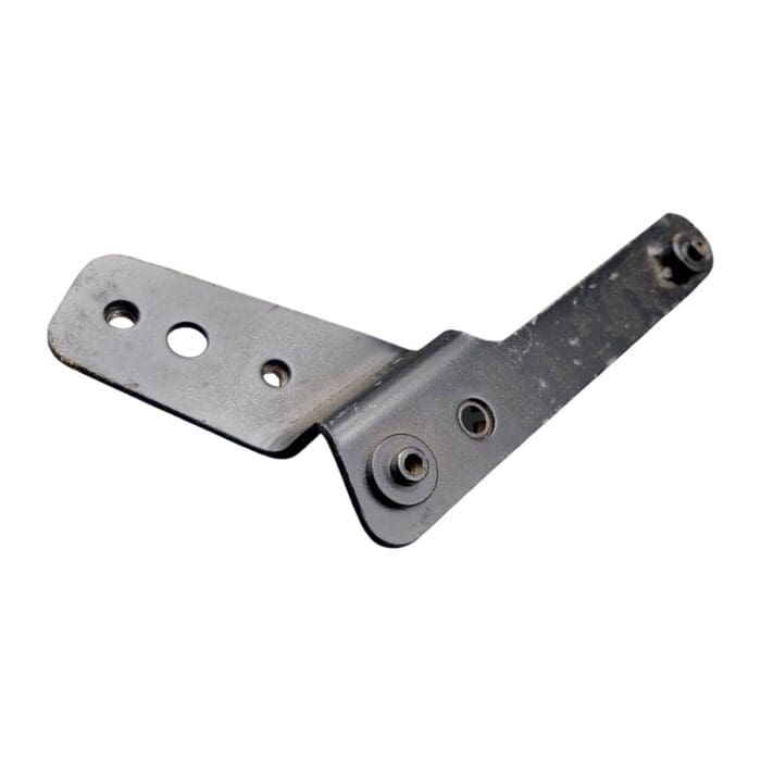 Soporte estructura agarradera Avenger 150 Bajaj Original - Imagen 4